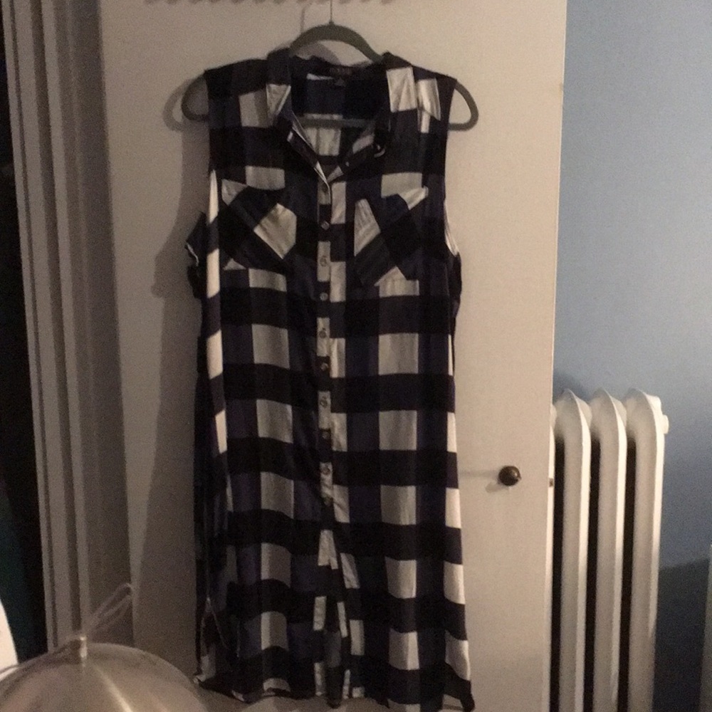black white and gray dress